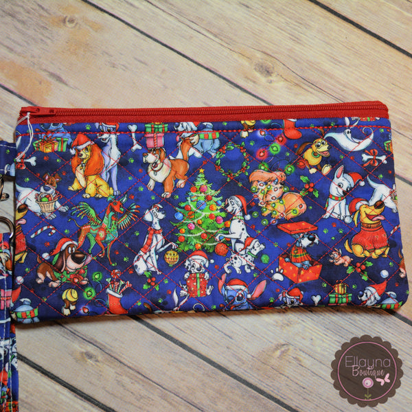 READY TO SHIP!! Med. Quilted Zipper Pouch - Christmas Dogs